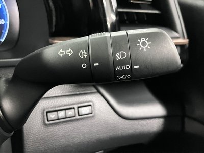 صورة مصغرة 40 لـ 2023 Toyota CROWN SPORT