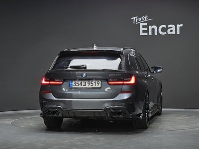صورة 3 لـ 2022 BMW 3 SERIES