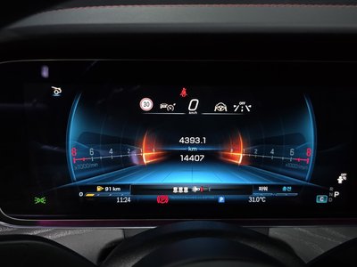 صورة مصغرة 11 لـ 2024 Mercedes-BENZ GT AMG