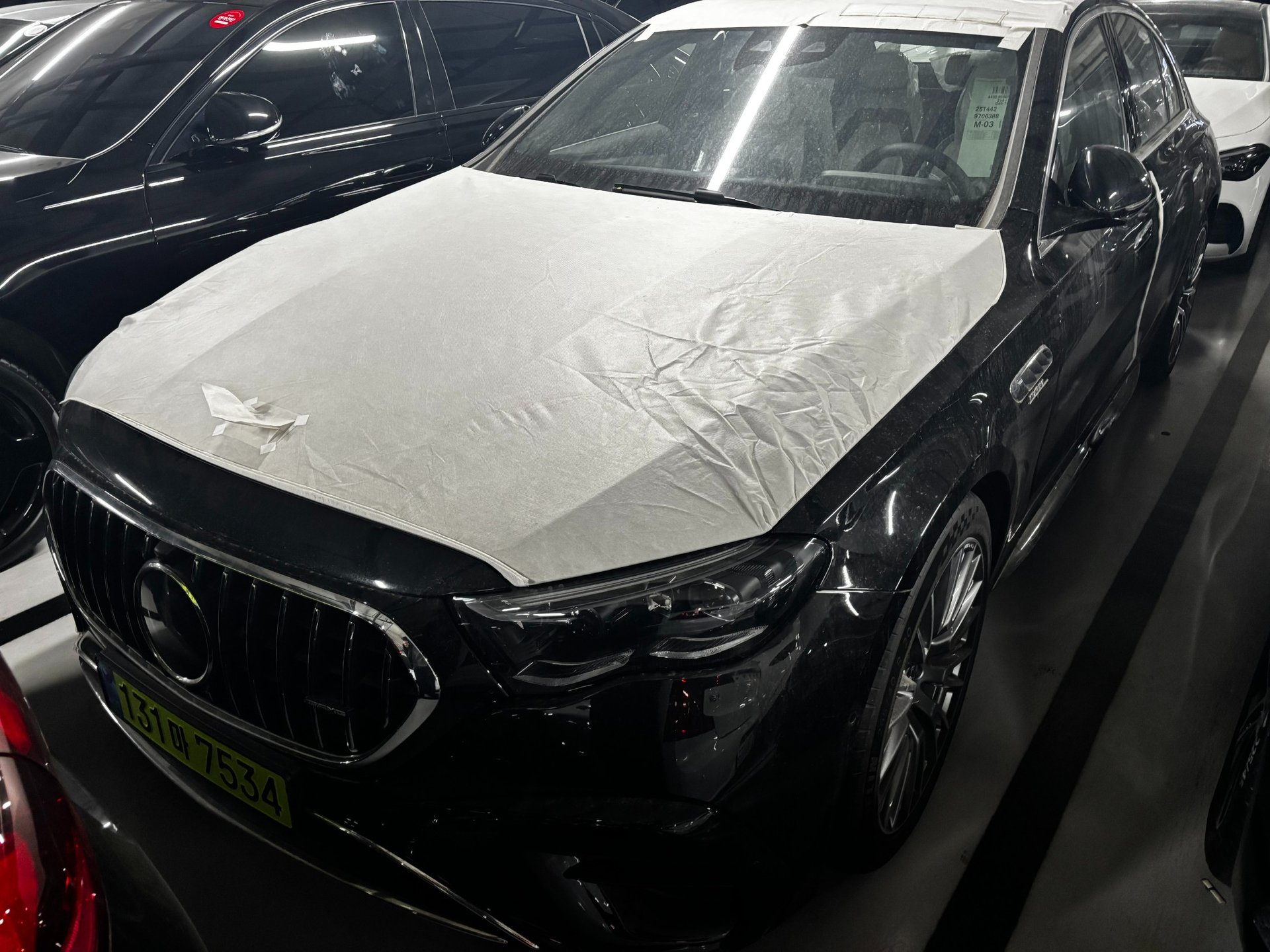 MERCEDES-BENZ E-CLASS - View 1