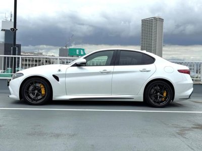 2021 ALFA Romeo JULIA 照片 2