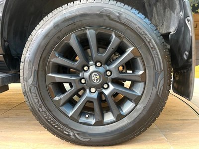 2023 Toyota LAND CRUISER PRADO — миниатюра 26