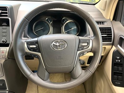 2023 Toyota LAND CRUISER PRADO — миниатюра 12