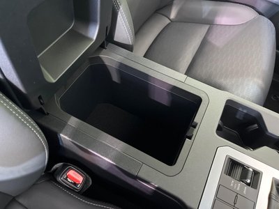 صورة مصغرة 56 لـ 2025 Toyota LAND CRUISER 250
