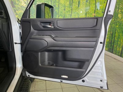 صورة مصغرة 39 لـ 2025 Toyota LAND CRUISER 250