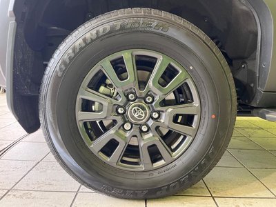 صورة مصغرة 37 لـ 2025 Toyota LAND CRUISER 250