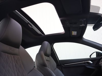 2023 AUDI RS3 SEDAN — фото 4