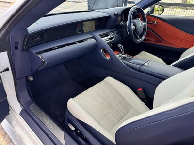 صورة مصغرة 35 لـ 2017 Lexus LC