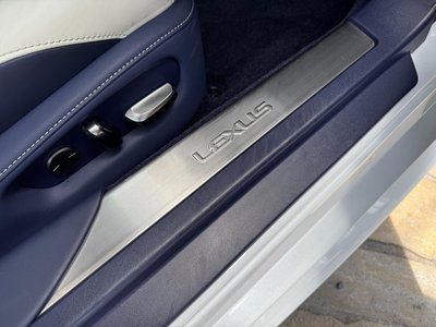 صورة مصغرة 24 لـ 2017 Lexus LC