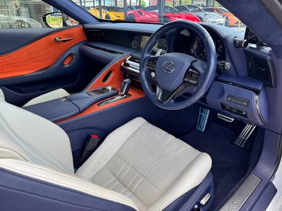 صورة مصغرة 16 لـ 2017 Lexus LC
