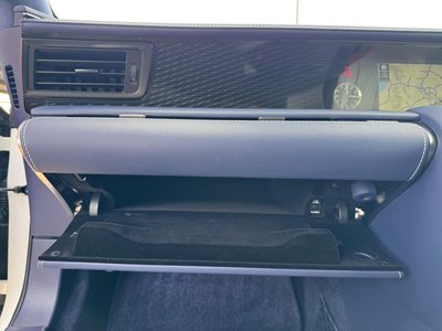 صورة مصغرة 37 لـ 2017 Lexus LC