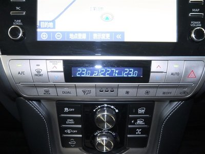 2023 Toyota LAND CRUISER PRADO — миниатюра 13