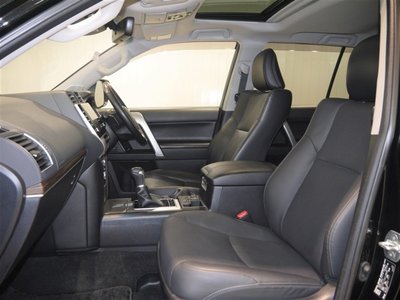 2023 Toyota LAND CRUISER PRADO — миниатюра 18