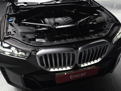 صورة 7 لـ 2026 BMW X5
