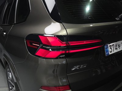 صورة 10 لـ 2026 BMW X5