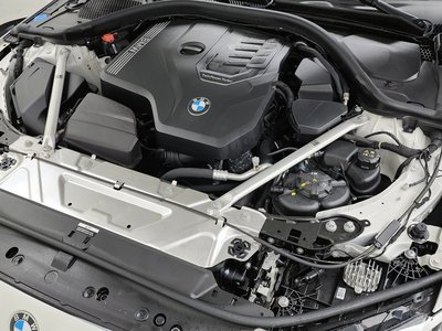 BMW 4 SERIES - 8