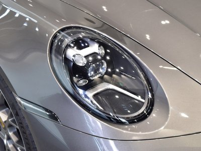 PORSCHE 911 - 9