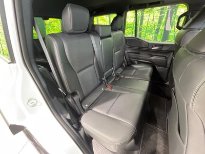 TOYOTA LAND CRUISER 250 - 9