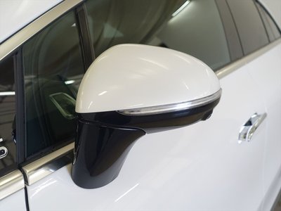 MERCEDES-BENZ EQS - 7