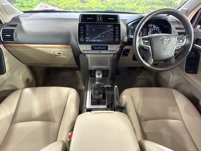 TOYOTA LAND CRUISER PRADO - 2