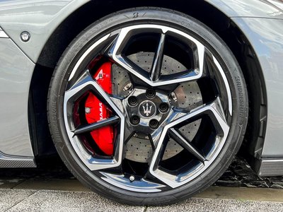 صورة 7 لـ 2022 Maserati MC20