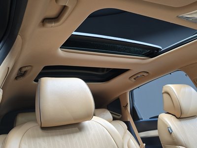 2022 Genesis GV80 thumbnail 19