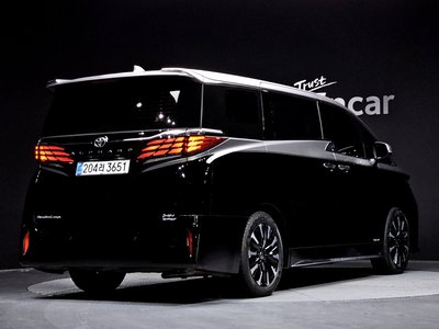 TOYOTA ALPHARD - 3