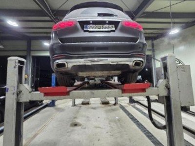 MERCEDES-BENZ GLS - 2