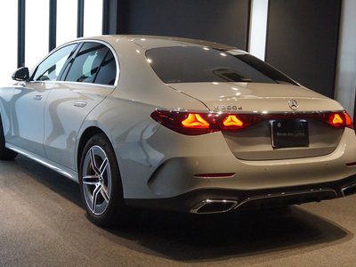 MERCEDES-BENZ E-CLASS - 7