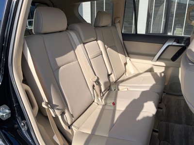 TOYOTA LAND CRUISER PRADO - 9