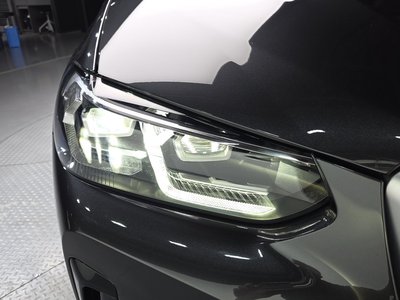 صورة 9 لـ 2022 BMW X4