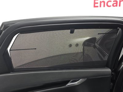 2024 Genesis G80 (RG3) thumbnail 24