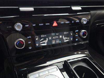 2024 Genesis G80 (RG3) thumbnail 22
