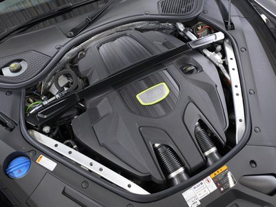 PORSCHE PANAMERA - 8