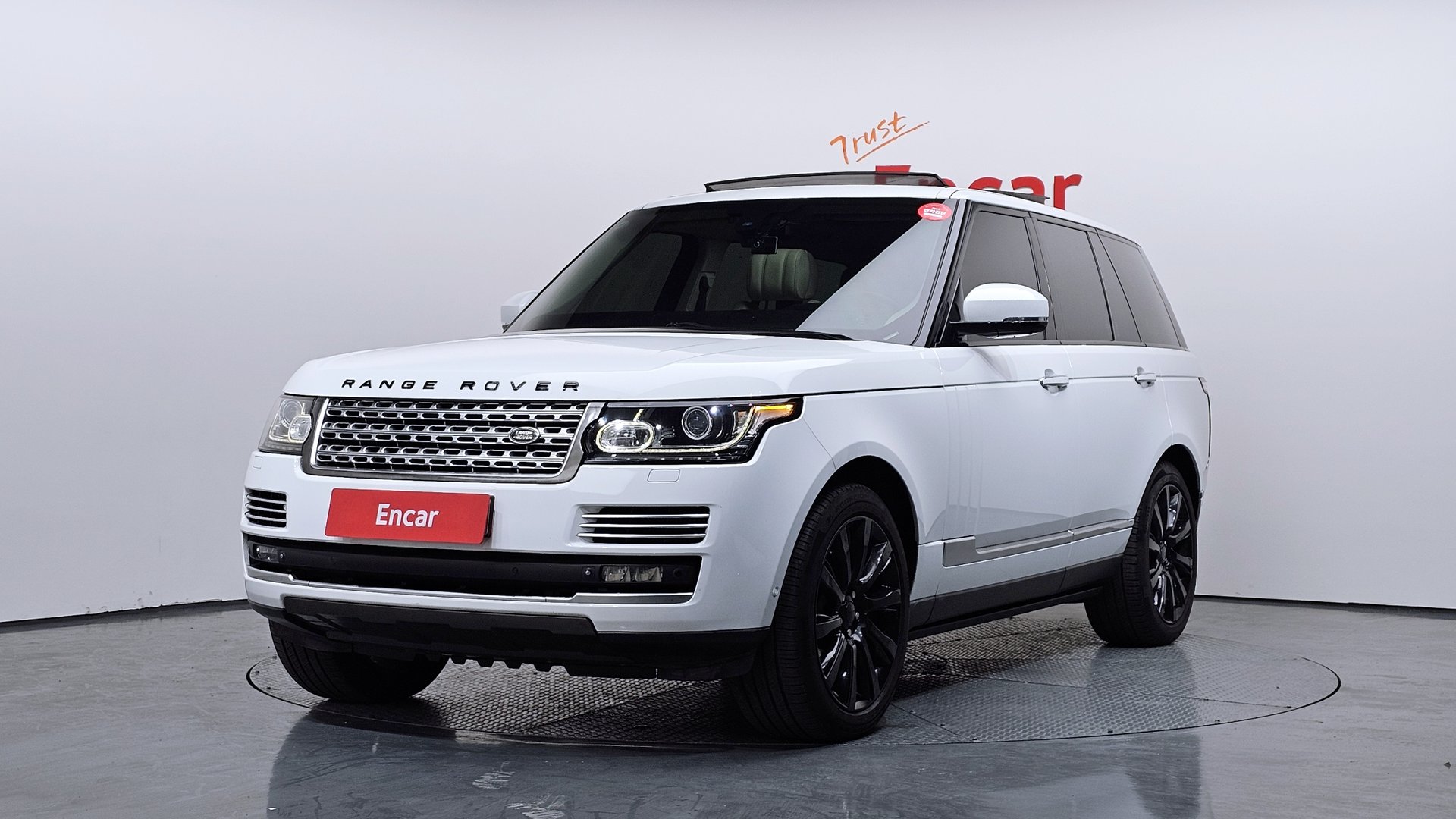 LAND ROVER RANGE ROVER - View 1