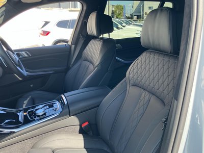 BMW X7 - 7