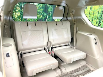 TOYOTA LAND CRUISER PRADO - 10