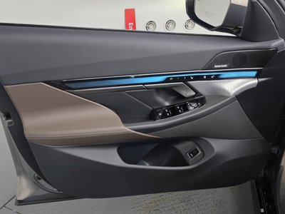 2025 BMW 5 SERIES 缩略图 14