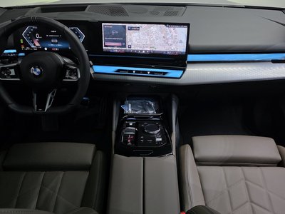 2025 BMW 5 SERIES — фото 5