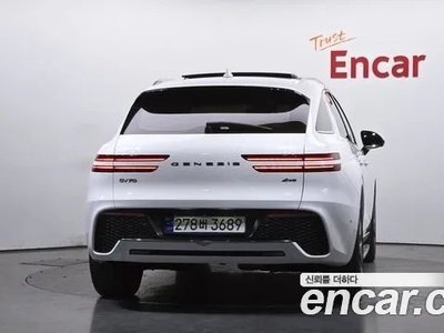 2021 Genesis GV70 photo 3