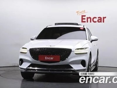 2021 Genesis GV70 photo 2
