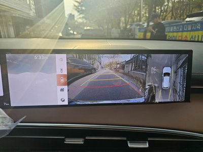 2025 Genesis GV70 — миниатюра 14