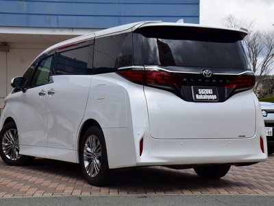 TOYOTA ALPHARD - 3
