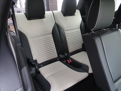 LAND ROVER DISCOVERY - 3