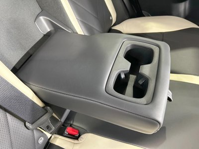 صورة مصغرة 33 لـ 2023 Lexus NX