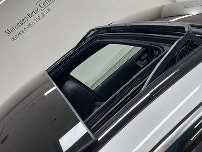 2025 Mercedes-BENZ GLE — миниатюра 12