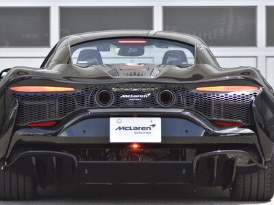MCLAREN ARTURA - 10