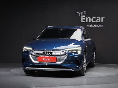 AUDI E-TRON - 2