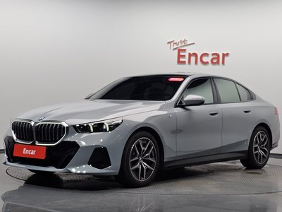 صورة 3 لـ 2024 BMW 5 SERIES
