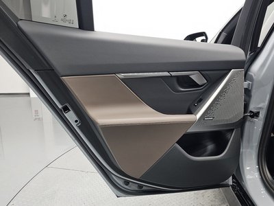 2024 BMW 5 SERIES thumbnail 16